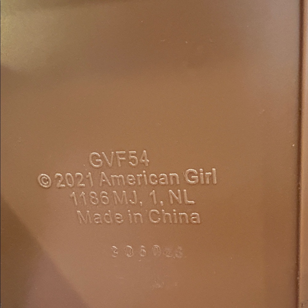 Wash Basin from American Girl Glamping Tent Set - Picture 5 of 5
